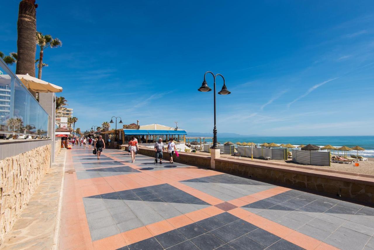 Aloha Puerto Private Apartment 1St Line Carihuela Beach 토레몰리노스 외부 사진